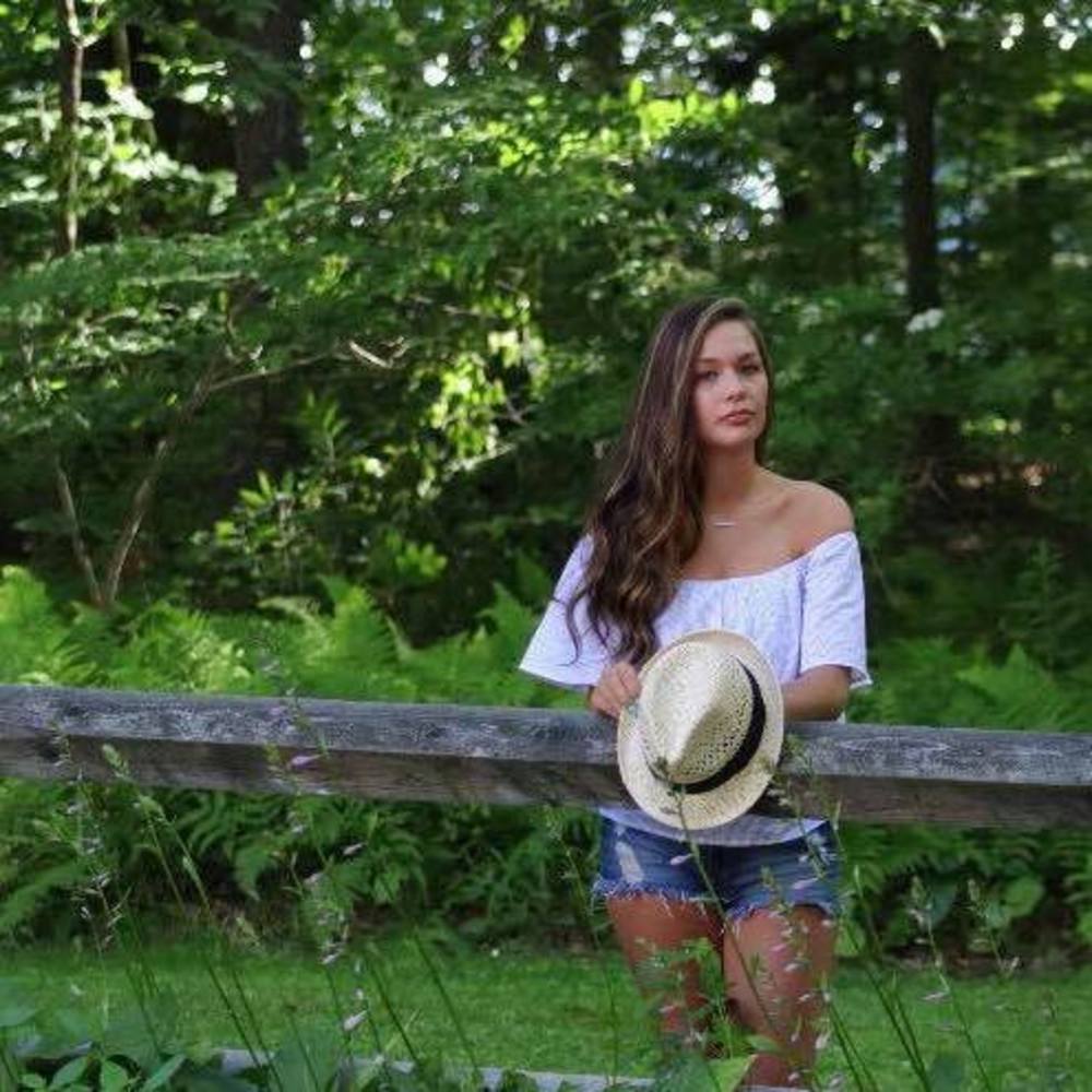 Meet your Posher, Kylie